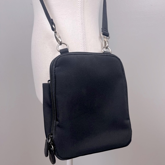 Harry and David's Northwest Express Black Canvas Cross Body Bag - Picture 2 of 16